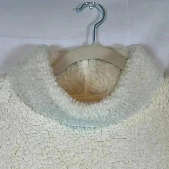 BCG SHERPA‎ TURTLENECK LONG SLEEVE PULLOVER FRONT POCKET CREAM SIZE M - Picture 3 of 8
